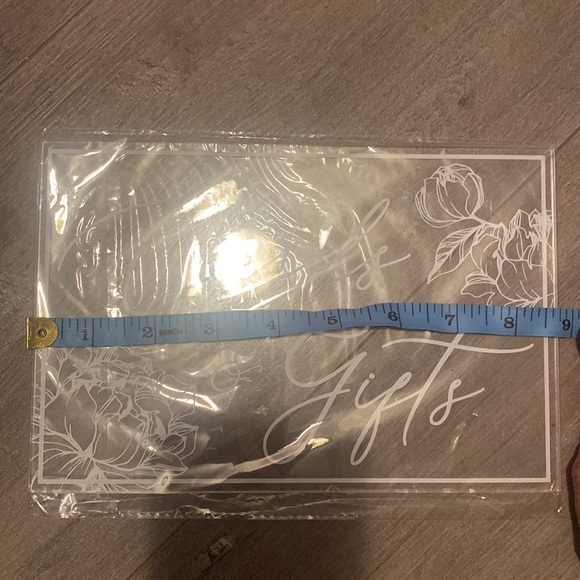 Wedding Cards Acrylic Sign - Picture 2 of 3